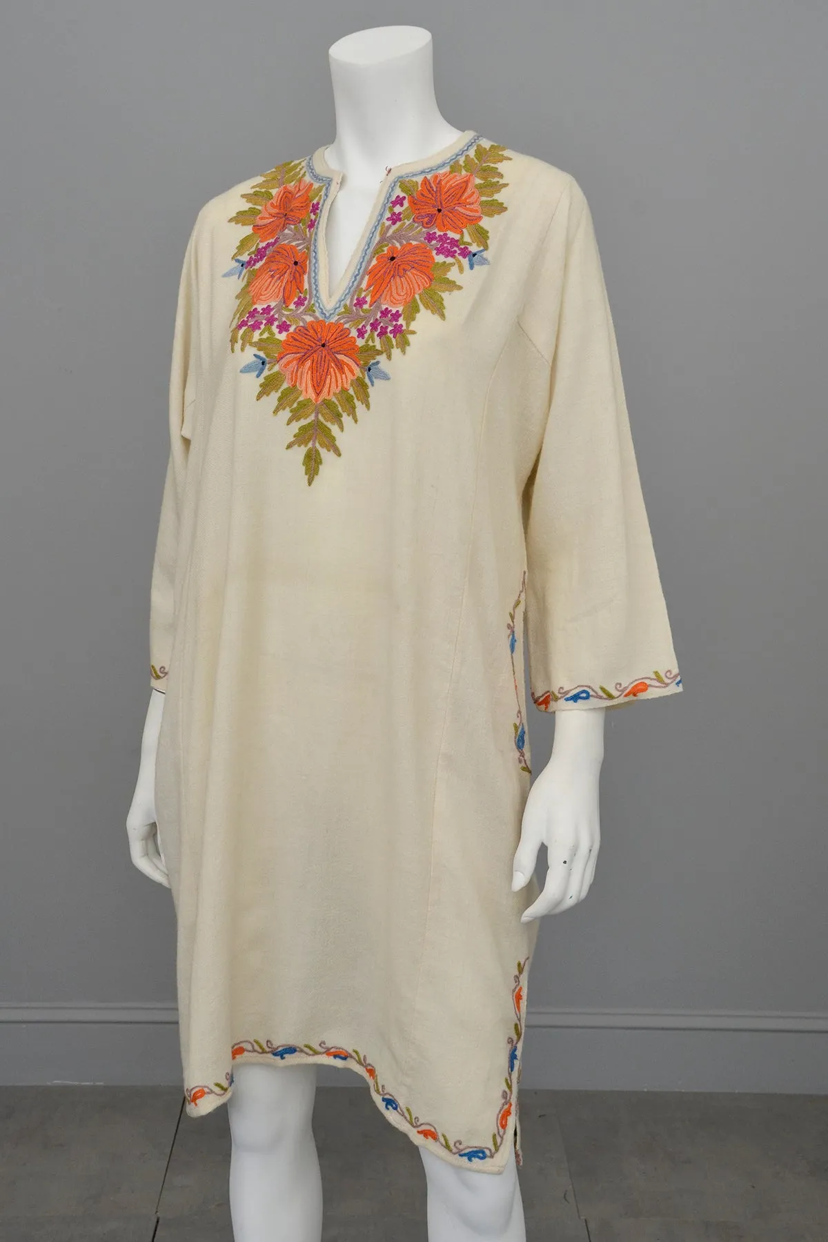 1970s Embroidered Off-White Wool Tunic Caftan Dress, Size L