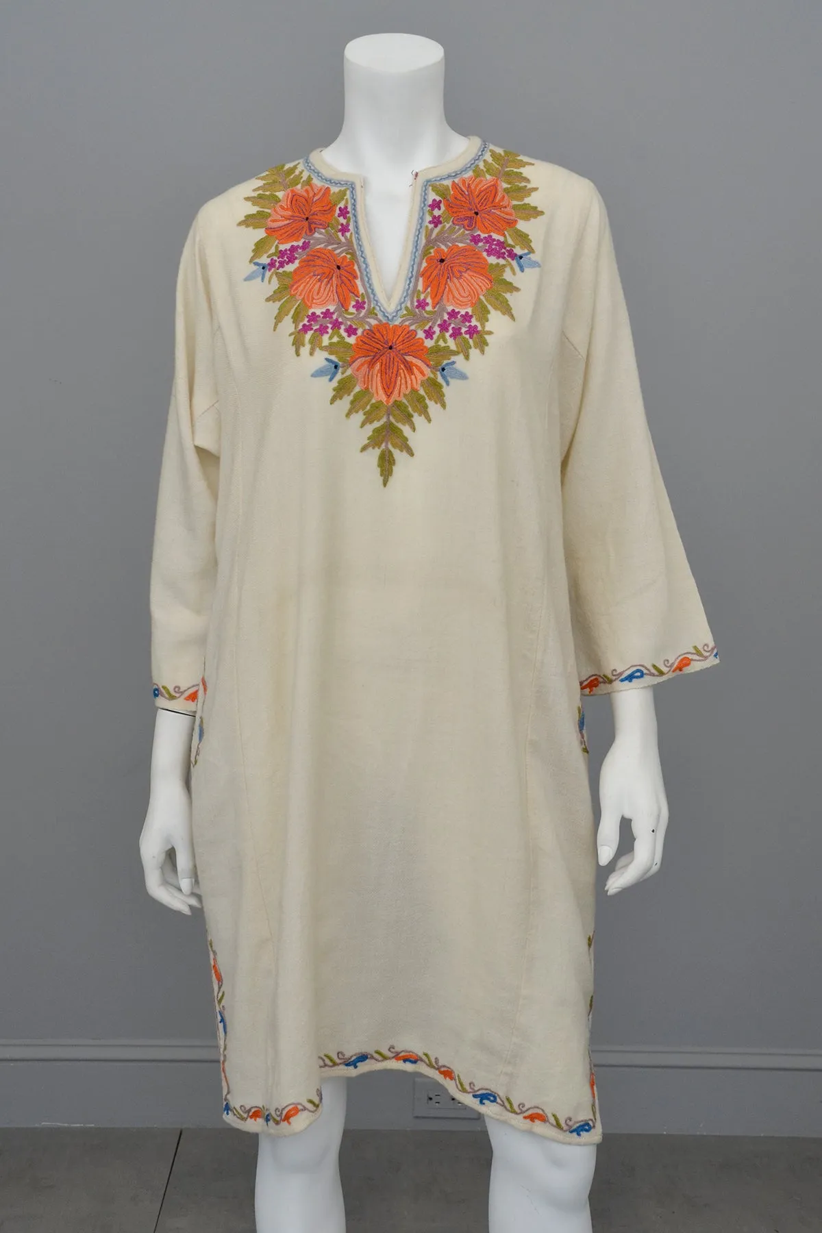 1970s Embroidered Off-White Wool Tunic Caftan Dress, Size L