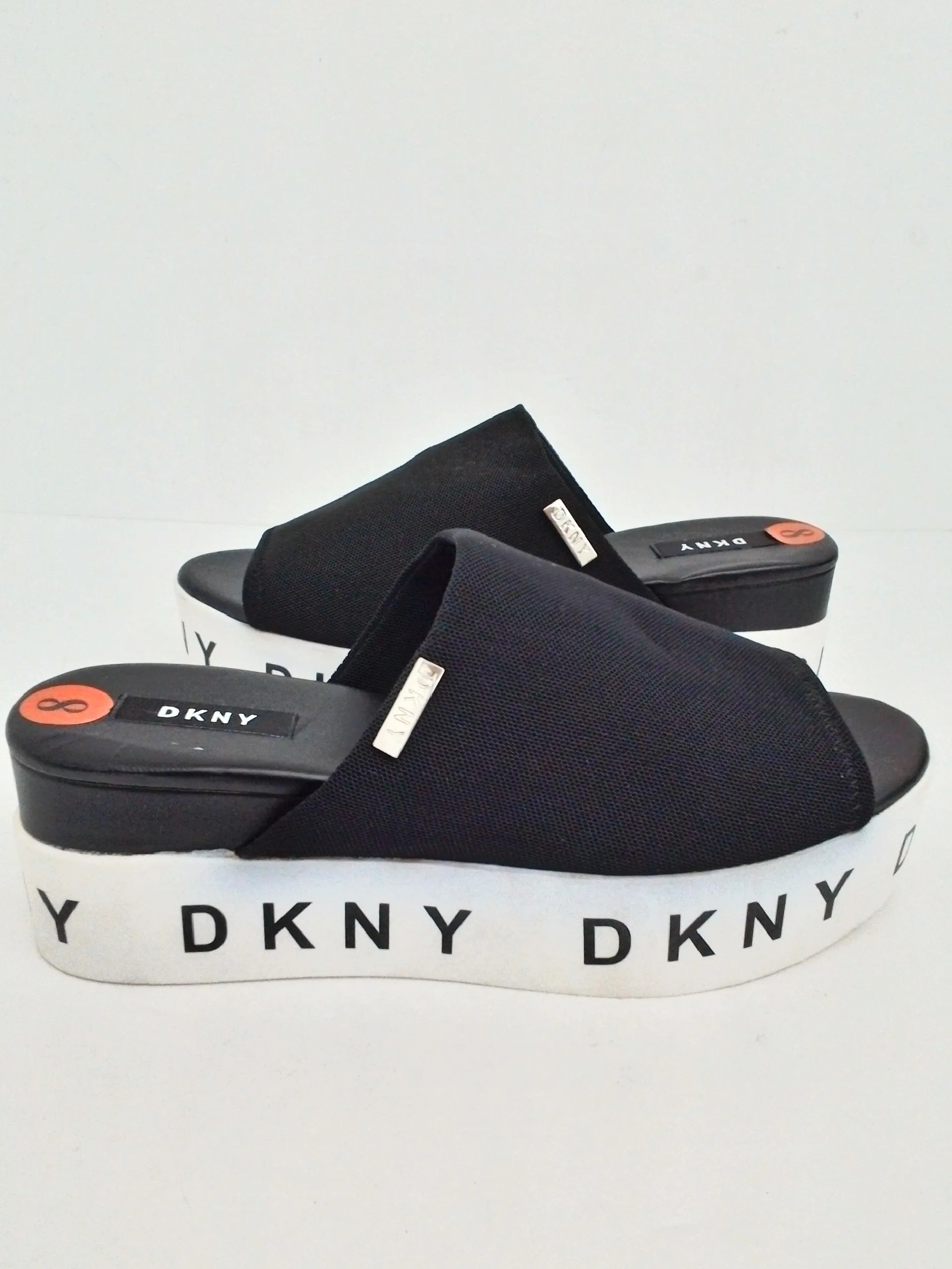 DKNY Women's Black Platform Sandals Size 8 M