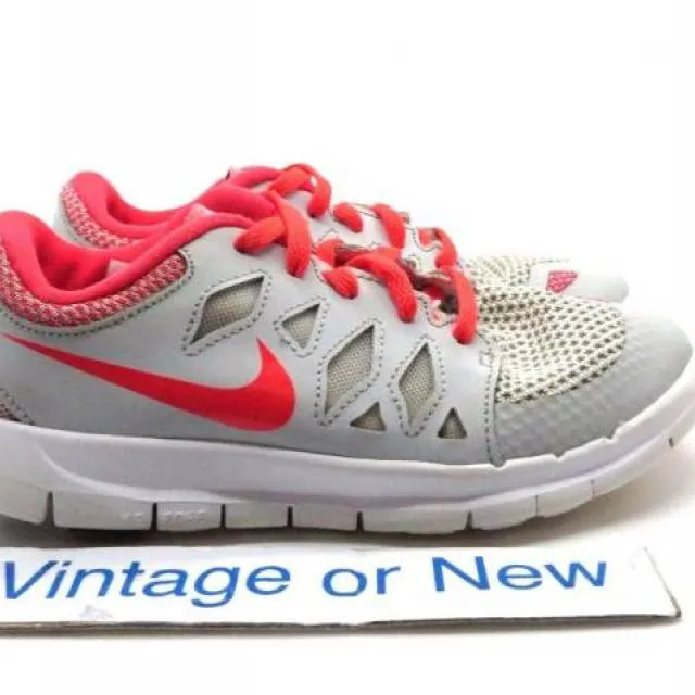 Girls nike free 5.0 pure platinum crimson white running 644449-002 ps sz 2y