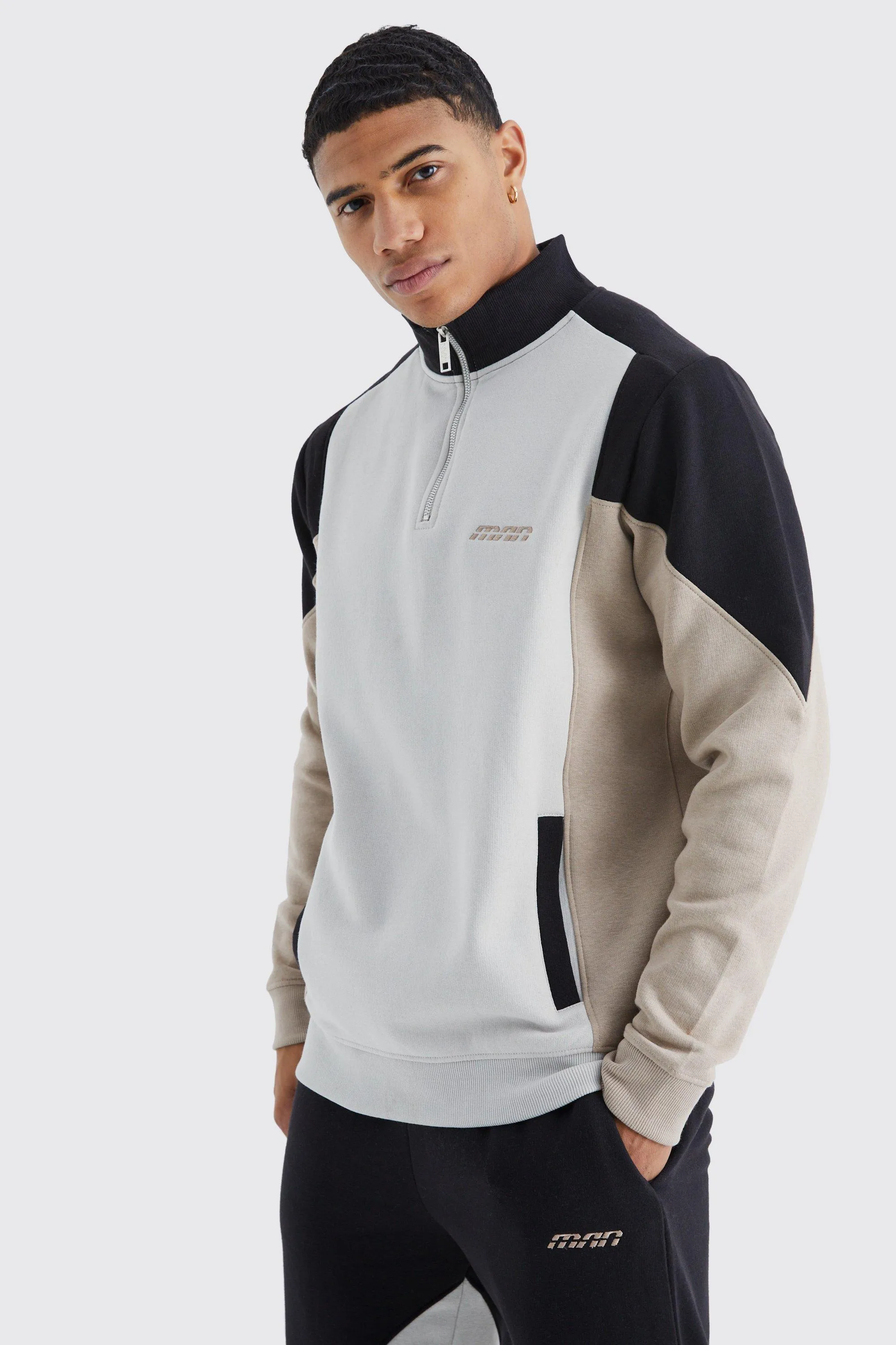 Man 1/4 Zip Funnel Neck Colour Block Tracksuit | boohooMAN UK