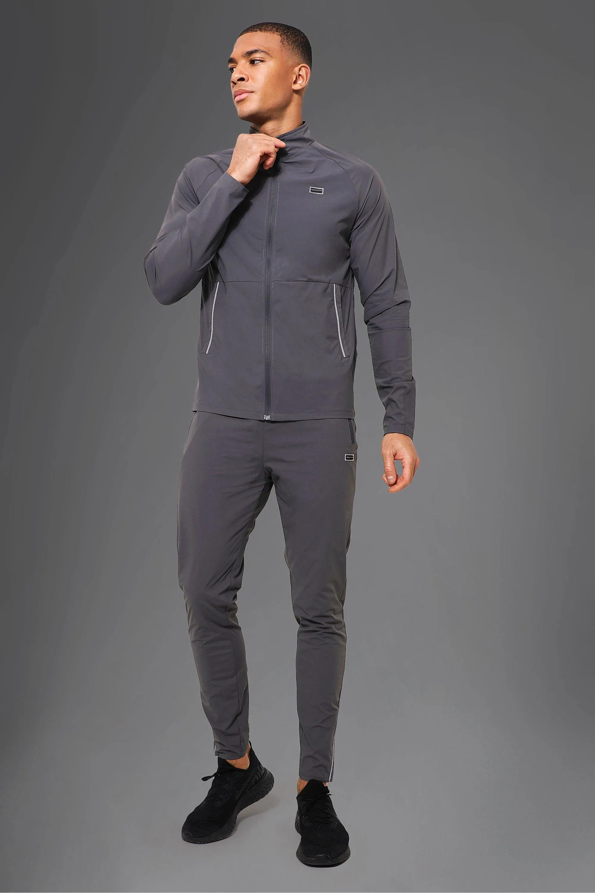 Man Active Gym Nylon Funnel Neck Tracksuit