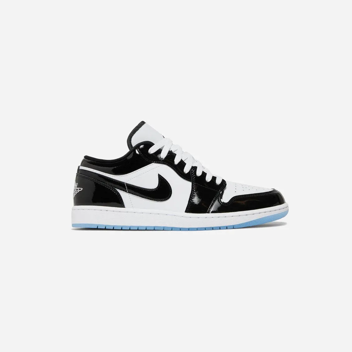 NIKE  JORDAN 1 LOW SE CONCORD