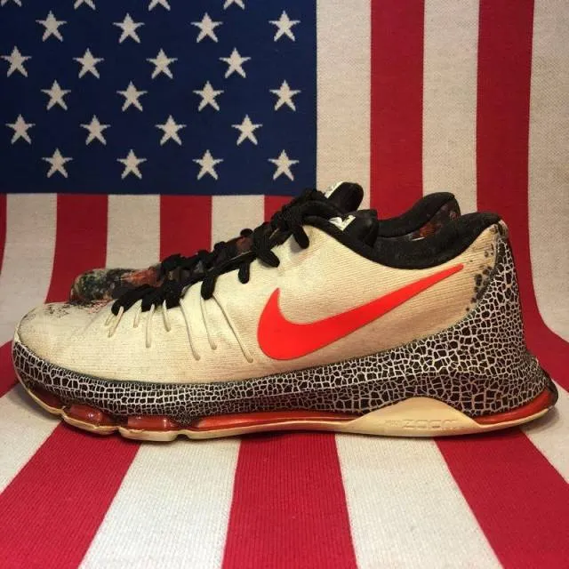 Nike KD 8 Christmas size 9.5