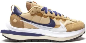 Nike x sacai VaporWaffle Tan Navy sneakers Neutrals