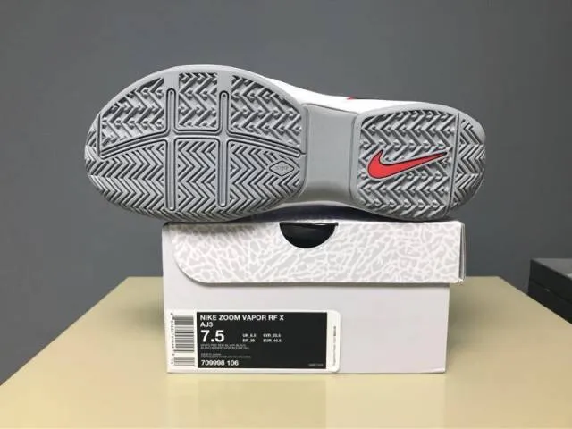 Nike zoom vapor rf aj3 fire red size 7.5 from kith.com