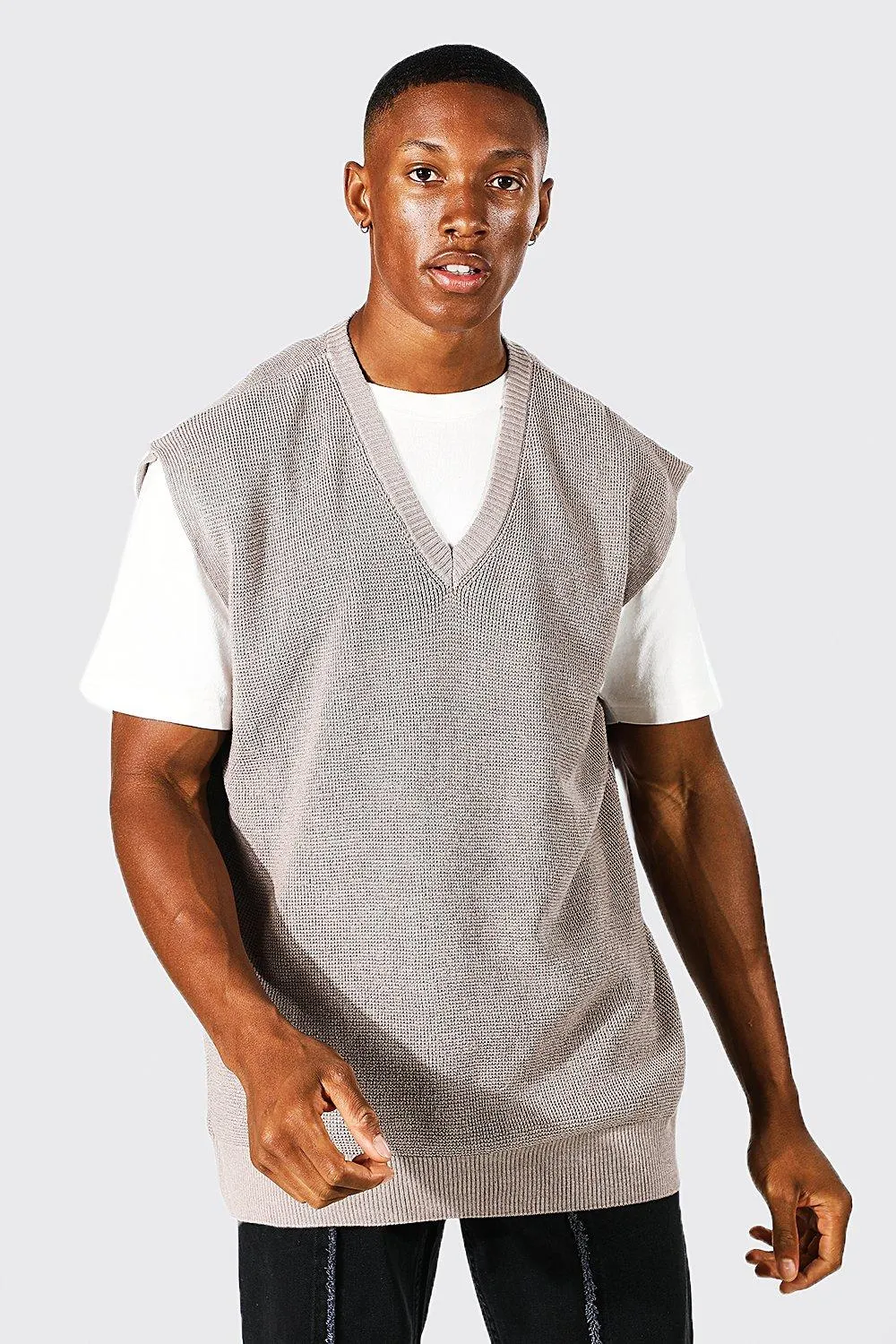 Oversized Textured V Neck Vest | boohooMAN UK