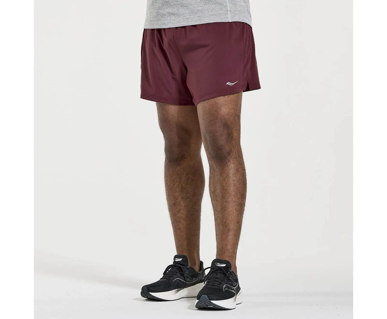 Saucony | Outpace 5 Short | Men's | Stone