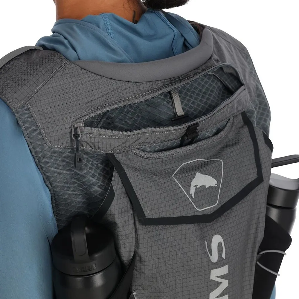 Simms Flyweight Fishing Vest Pack 15L