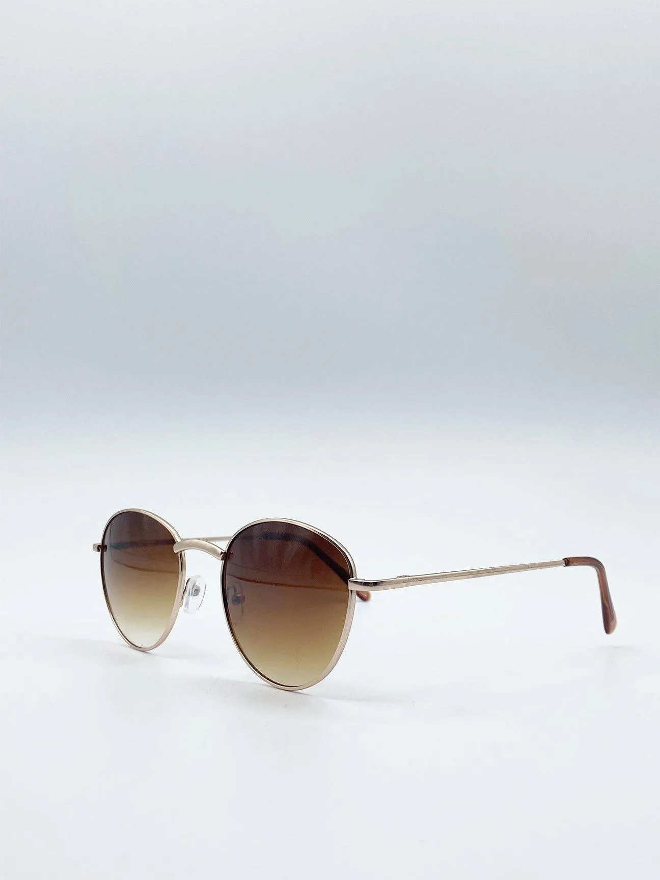 Sunglasses | Classic Round Metal Frame Sunglasses | SVNX