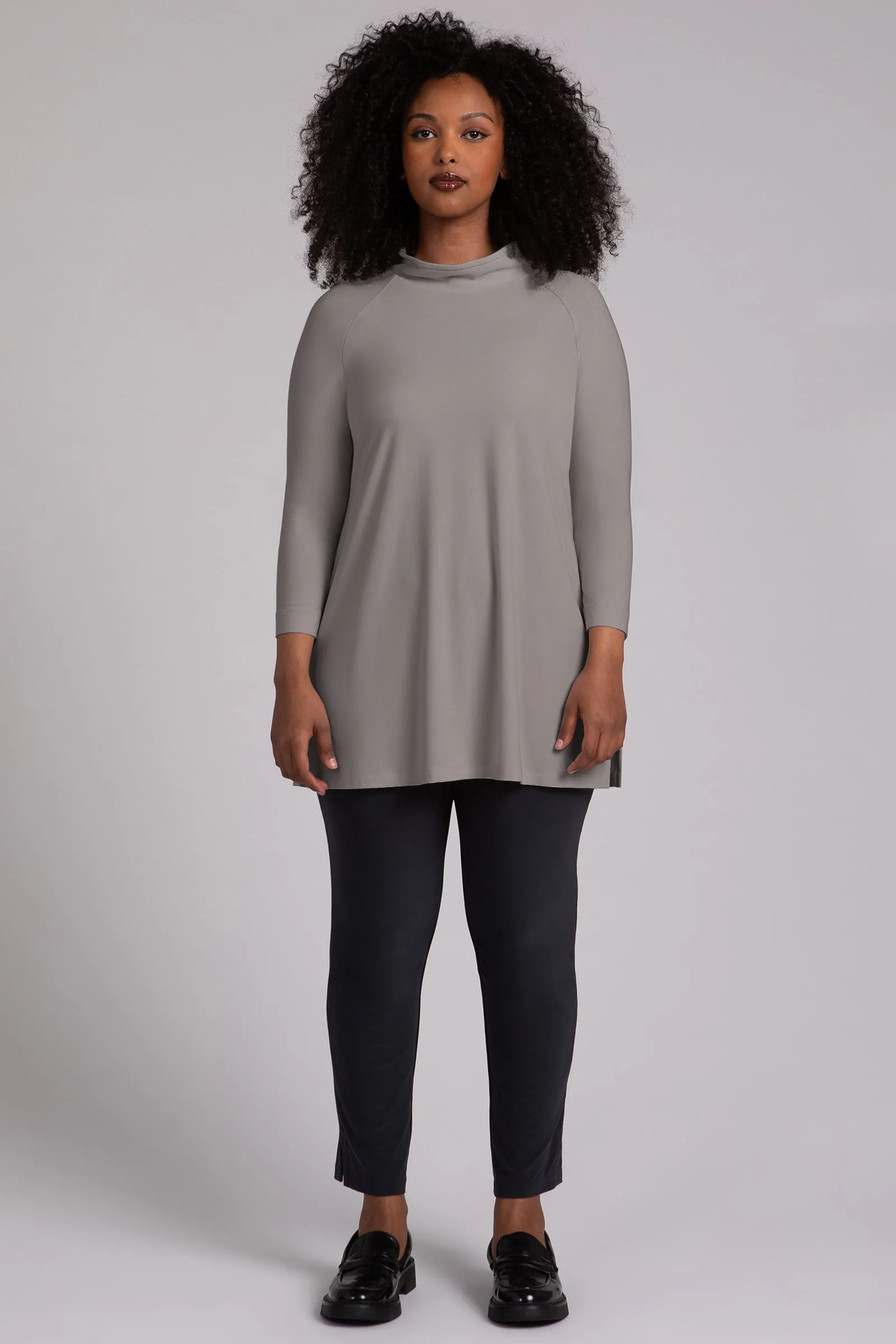 Svelte Funnel Neck Tunic | Taupe