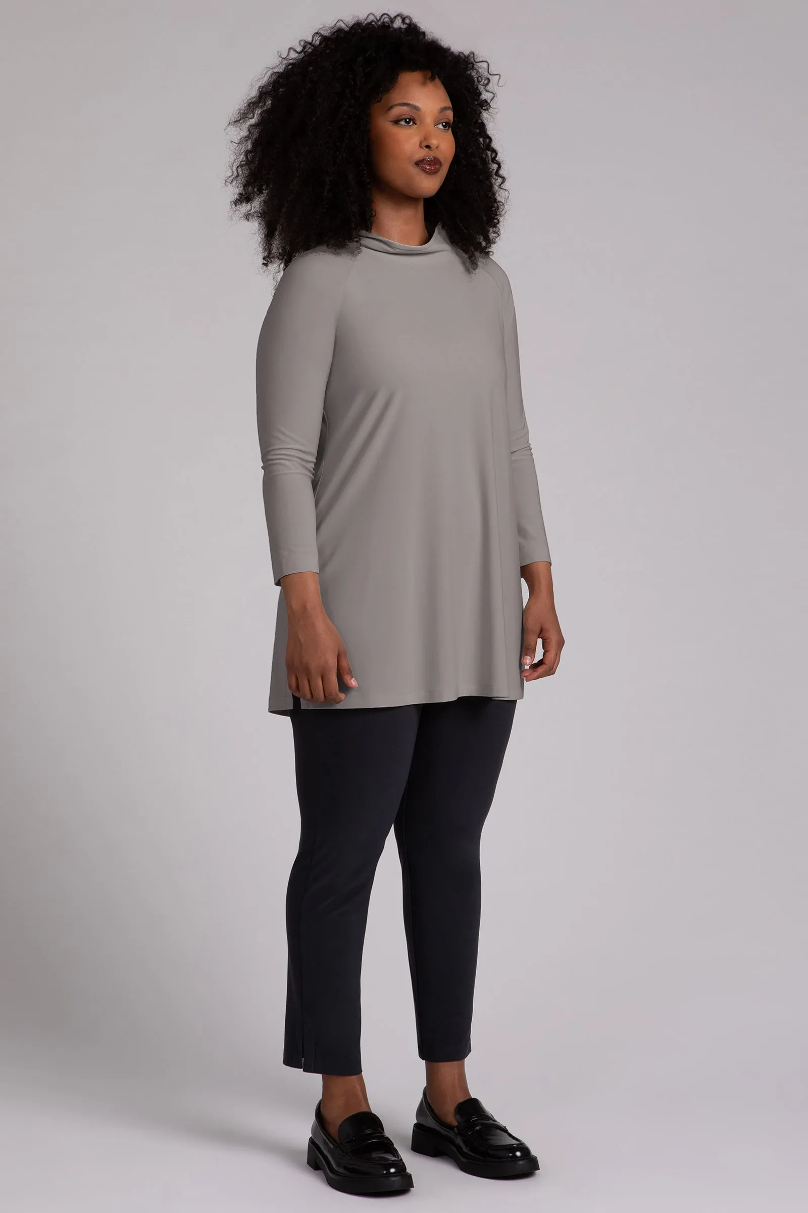 Svelte Funnel Neck Tunic | Taupe