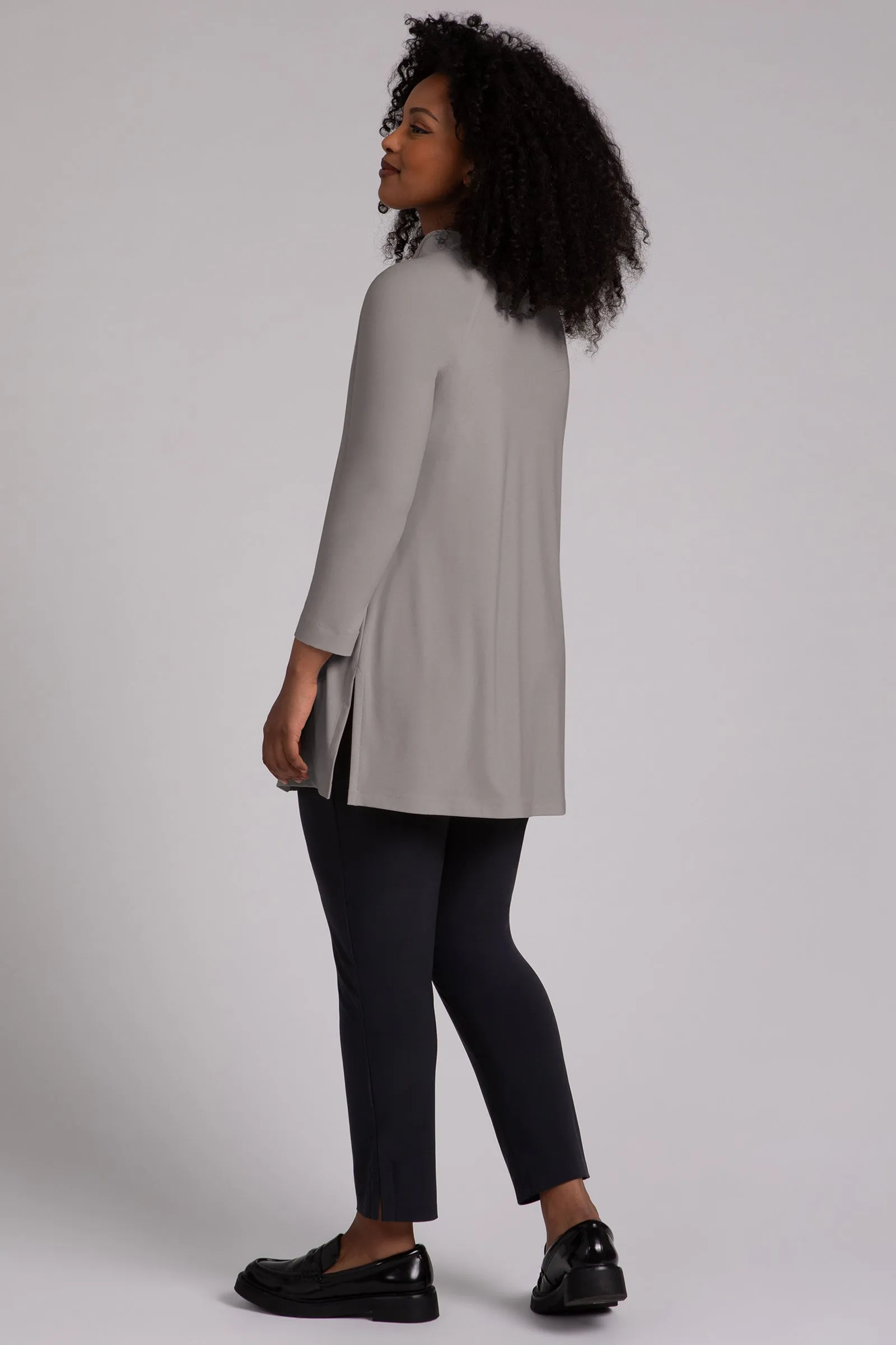 Svelte Funnel Neck Tunic | Taupe