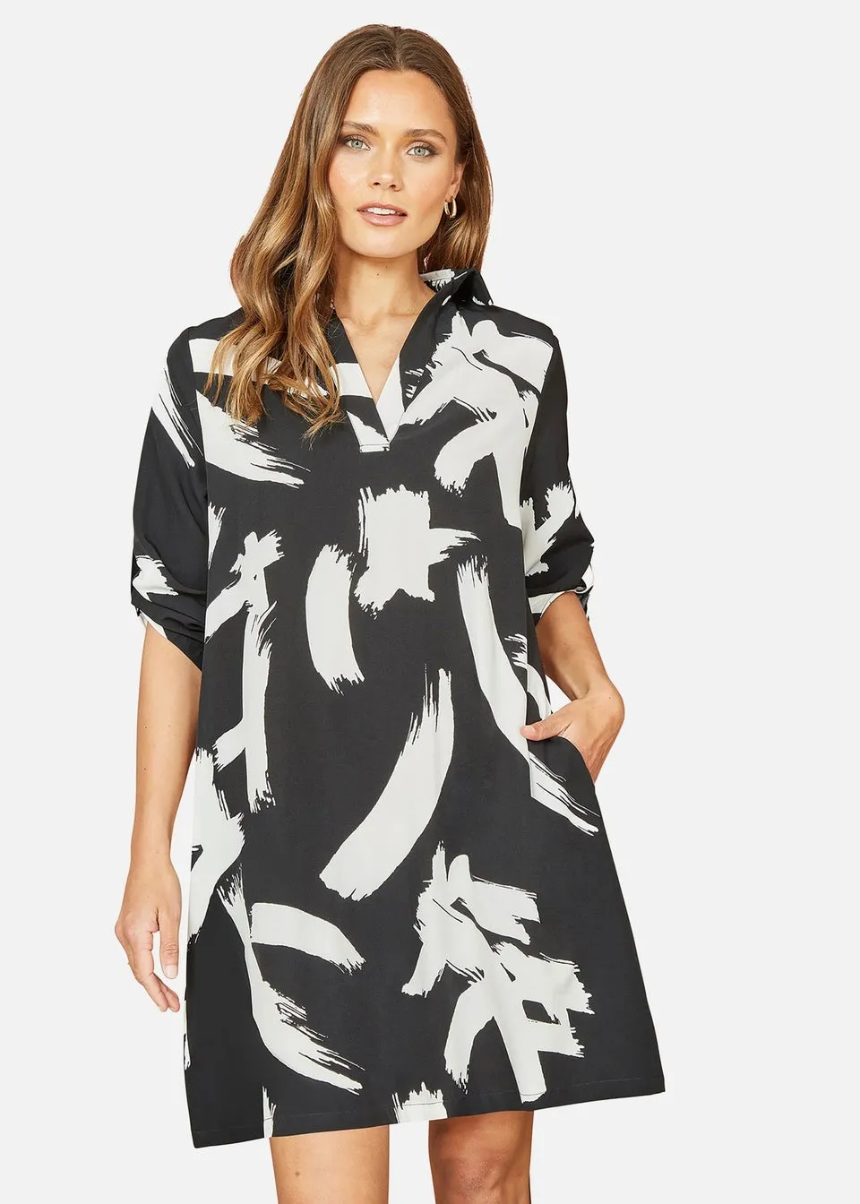 Yumi Black Abstract Print Tunic With Pockets